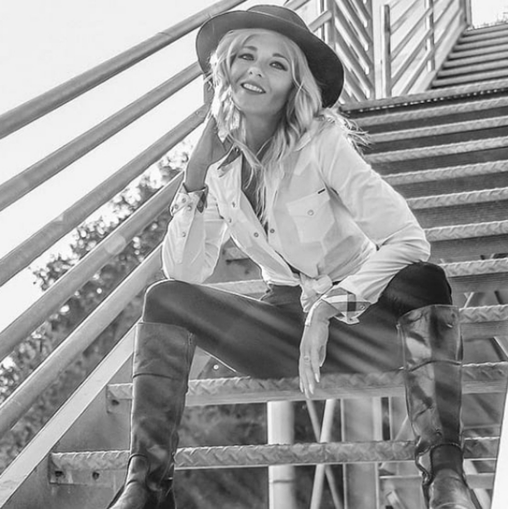 MAKE A OFFER IF YOU SEE SOMETHING YOU WANT!!